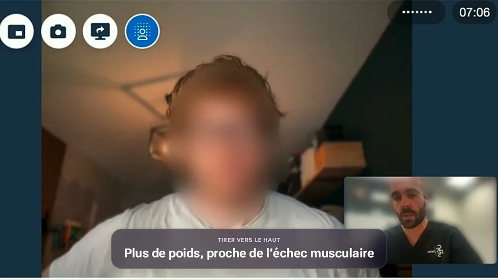 Extrait d'une téléconsultation de la formation : Germain Delos en vignette, le patient flouté, le chapitre « Plus de poids, proche de l'échec musculaire »